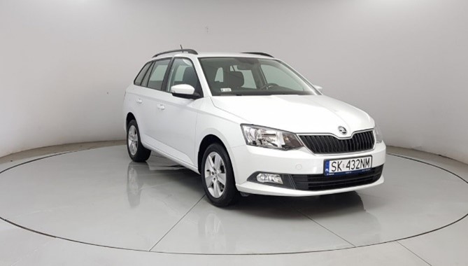 Skoda Fabia III white combi front