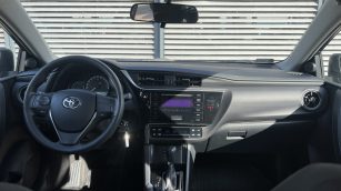 Toyota Auris 1.6 Active MS GD489RW w leasingu dla firm