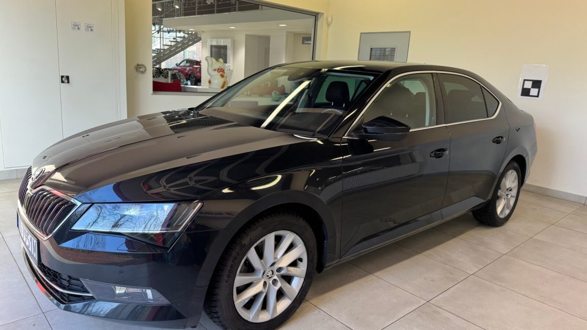 Skoda Superb 1.5 TSI ACT Style DSG WD7951M w zakupie za gotówkę