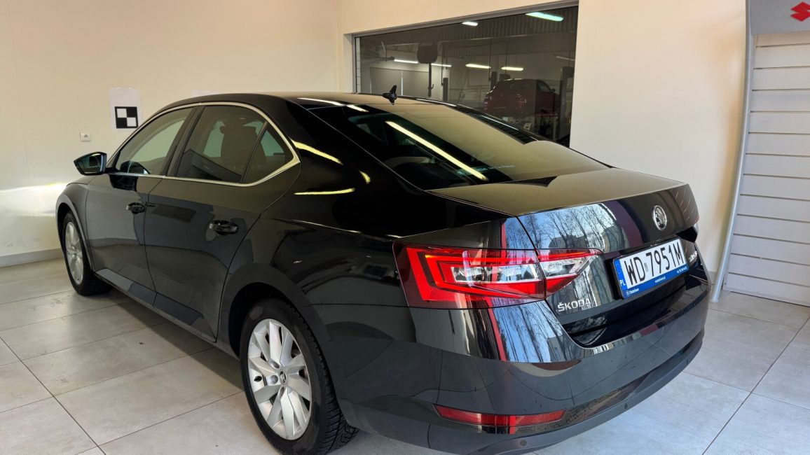Skoda Superb 1.5 TSI ACT Style DSG WD7951M w zakupie za gotówkę