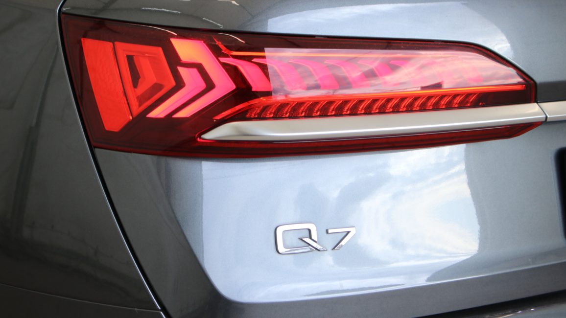 Audi Q7 45 TDI mHEV Quattro S Line Tiptr. WD2726S w zakupie za gotówkę