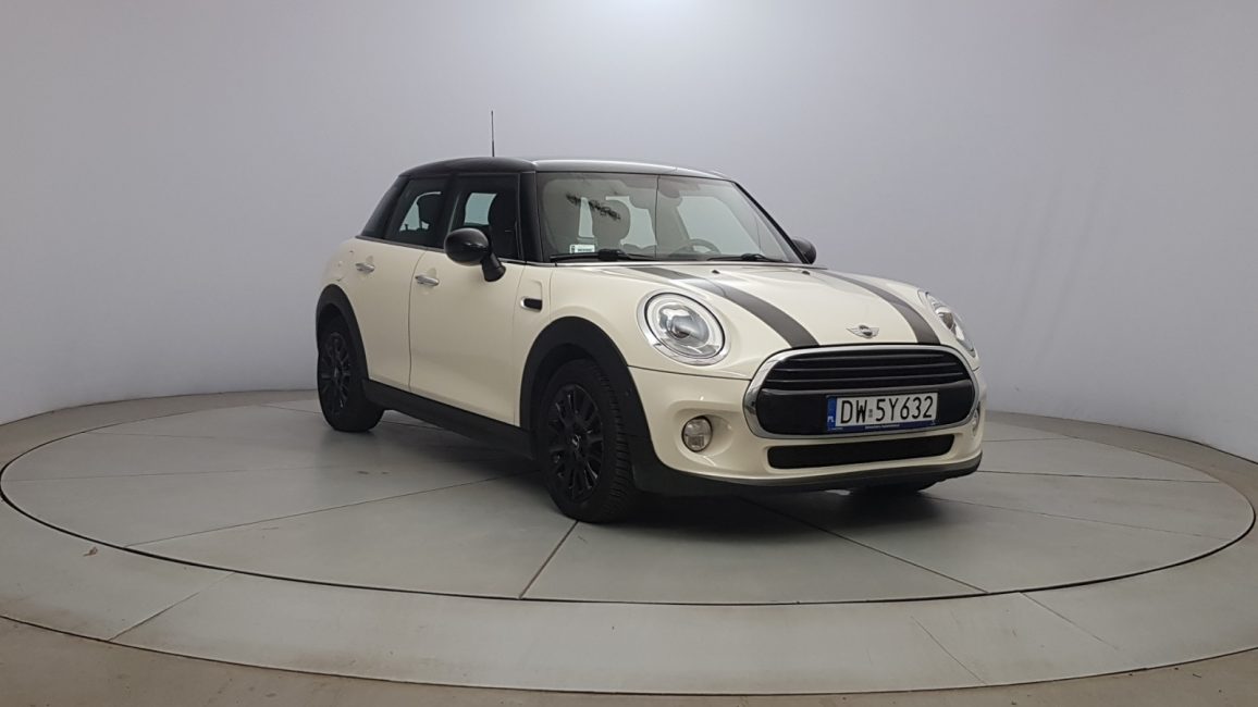 MINI Cooper aut DW5Y632 w zakupie za gotówkę