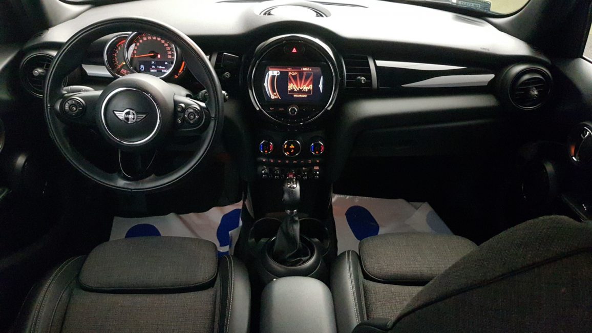 MINI Cooper aut DW5Y632 w leasingu dla firm