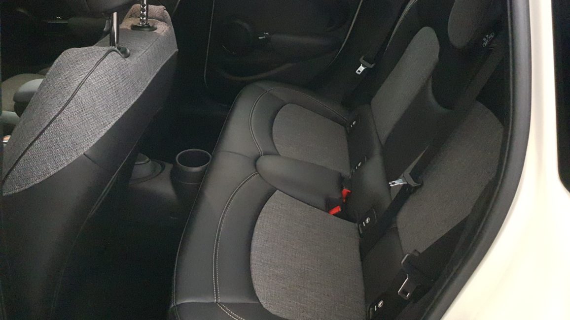 MINI Cooper aut DW5Y632 w leasingu dla firm
