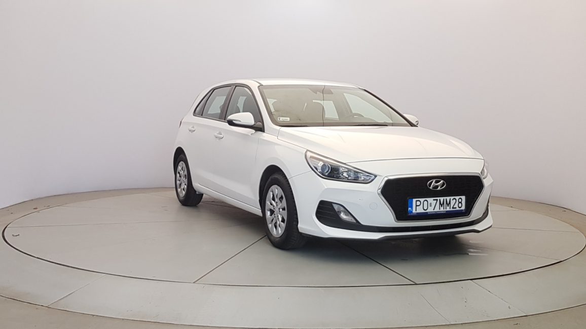 Hyundai i30 1.4 Classic + PO7MM28 w zakupie za gotówkę