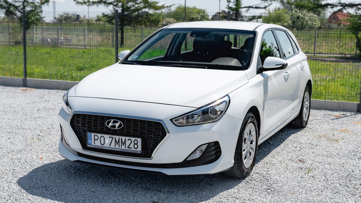 Hyundai i30 1.4 Classic + PO7MM28 w zakupie za gotówkę