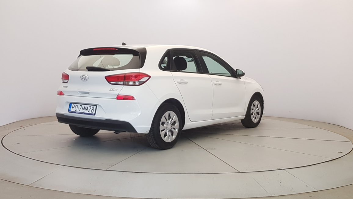 Hyundai i30 1.4 Classic + PO7MM28 w zakupie za gotówkę
