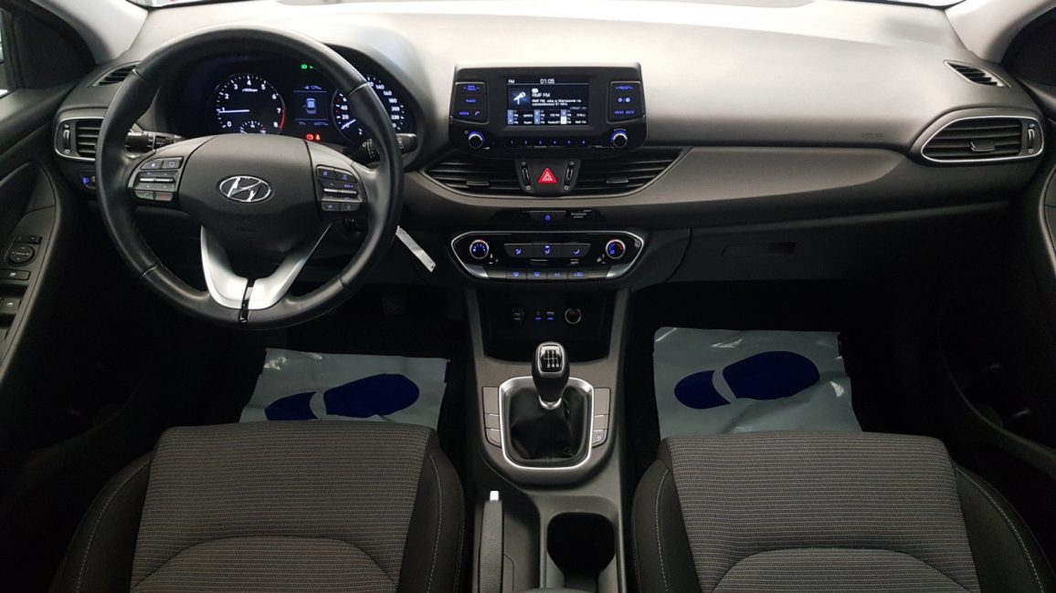 Hyundai i30 1.4 Classic + PO7MM28 w zakupie za gotówkę