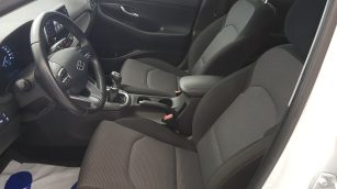 Hyundai i30 1.4 Classic + PO7MM28 w zakupie za gotówkę