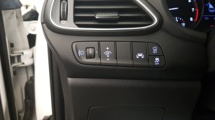 Hyundai i30 1.4 Classic + PO7MM28 w zakupie za gotówkę