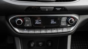 Hyundai i30 1.5 DPI Smart WD9135S w abonamencie dla firm
