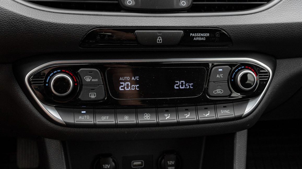 Hyundai i30 1.5 DPI Smart WD9067S w abonamencie