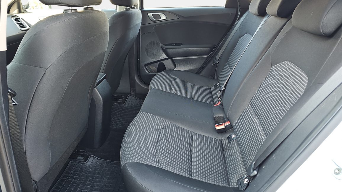 Kia Ceed 1.6 CRDi SCR S DW8HN33 w leasingu dla firm