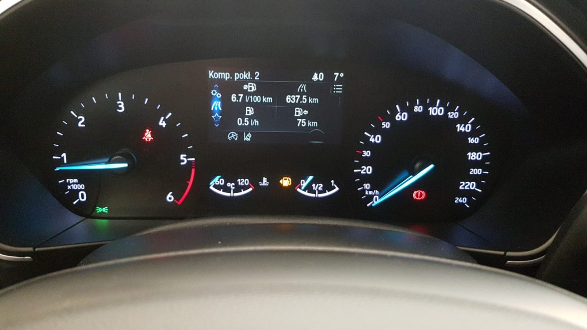 Ford Focus 1.5 EcoBlue Connected WD7791N w zakupie za gotówkę