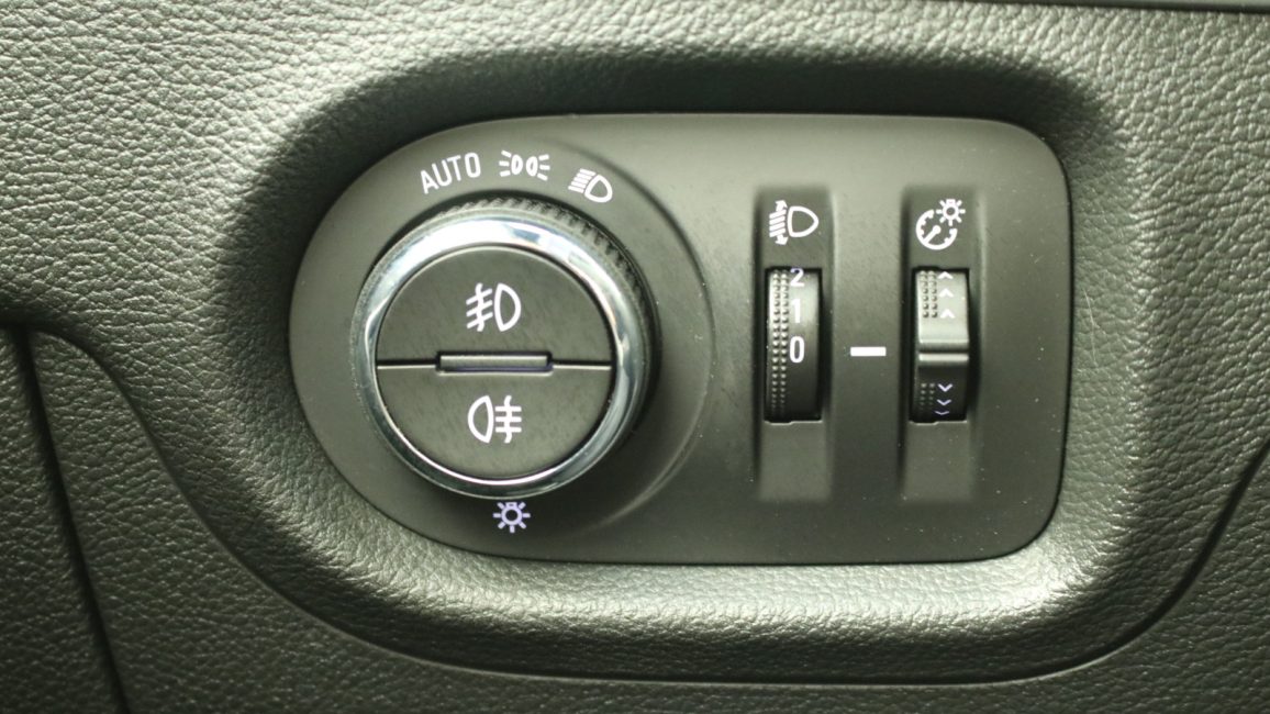 Opel Astra V 1.2 T GS Line S&S GD085WL w zakupie za gotówkę