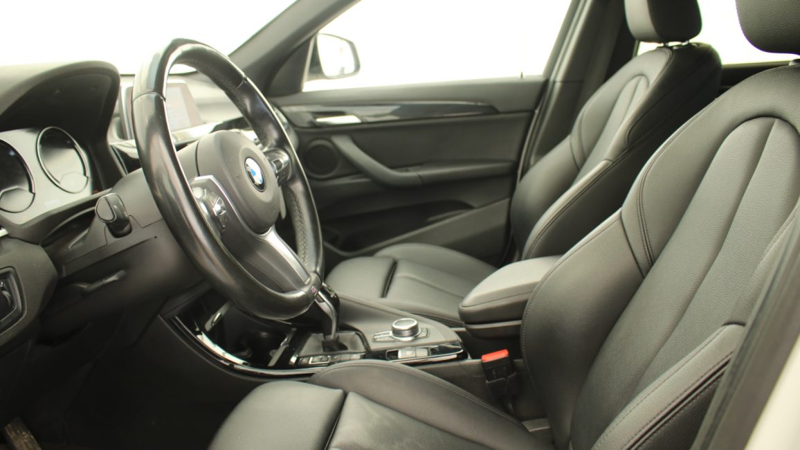 BMW X1 xDrive20i sport-aut WD7219S w leasingu dla firm