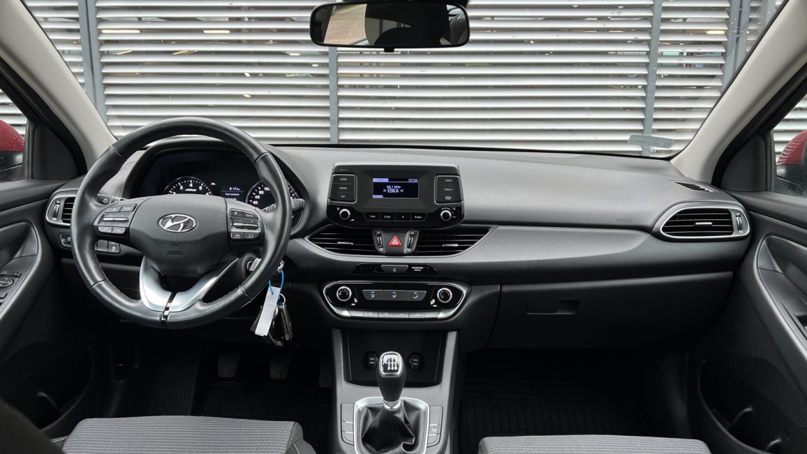 Hyundai i30 1.5 DPI Classic + WD1895S w leasingu dla firm