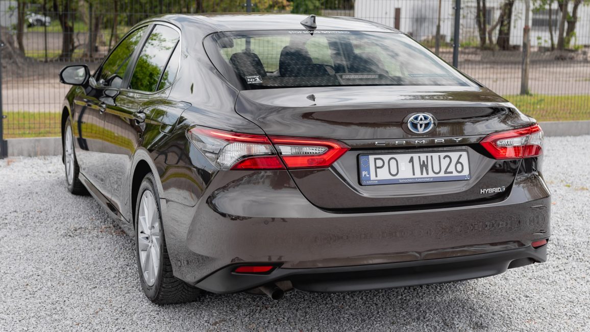 Toyota Camry 2.5 Hybrid Comfort CVT PO1WU26 w leasingu dla firm