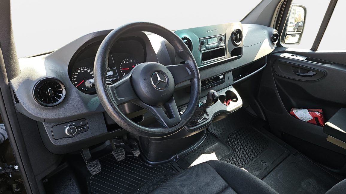 Mercedes-benz Sprinter 311 CDI 907.635 14m3 DW5RE48 w abonamencie