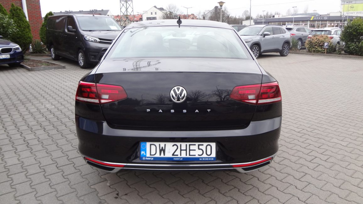Volkswagen Passat 2.0 TDI Elegance DSG DW2HE50 w zakupie za gotówkę