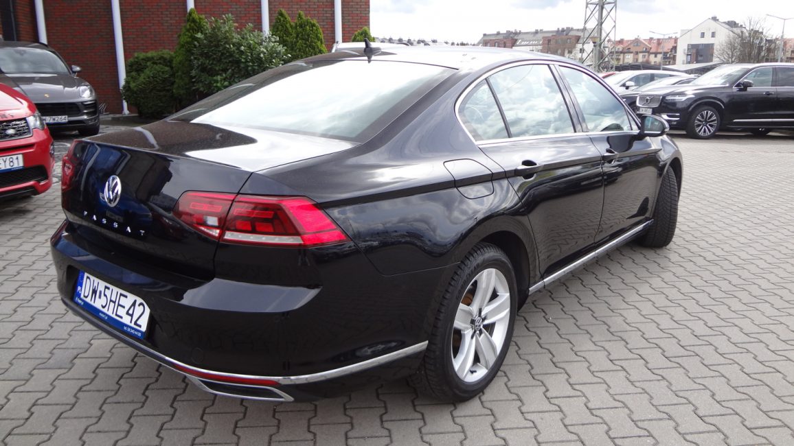 Volkswagen Passat 2.0 TDI Elegance DSG DX41016 w leasingu dla firm