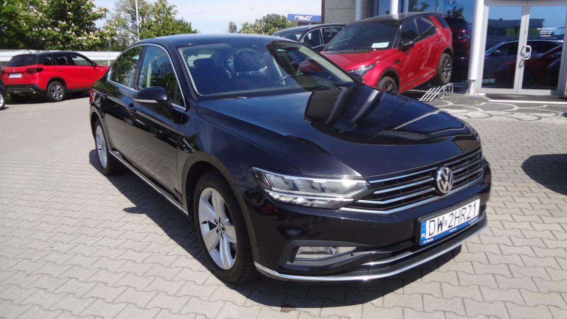 Volkswagen Passat 2.0 TDI Elegance DSG DW2HR21 w zakupie za gotówkę