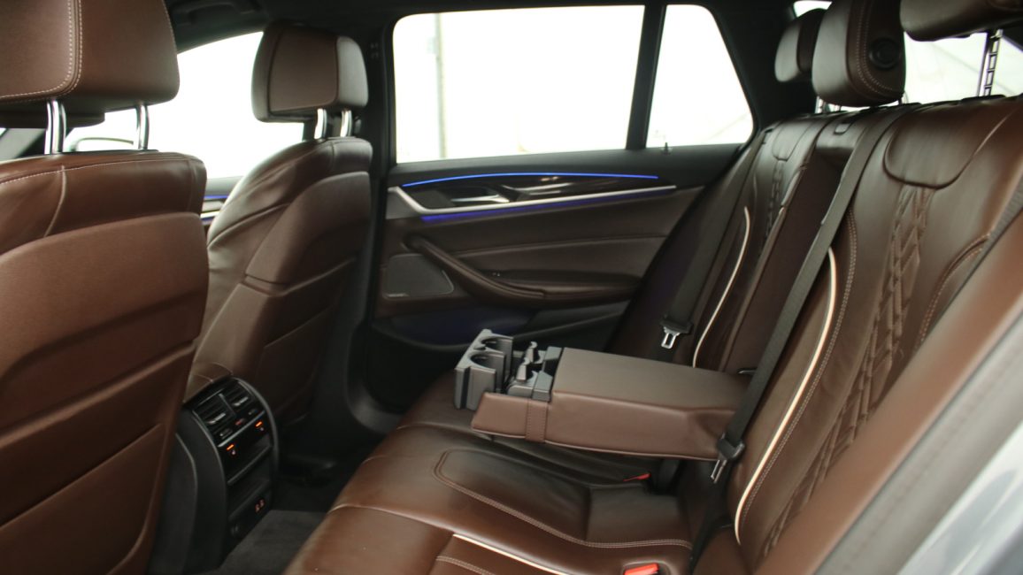 BMW 520d xDrive mHEV Luxury Line aut WD3660N w leasingu dla firm