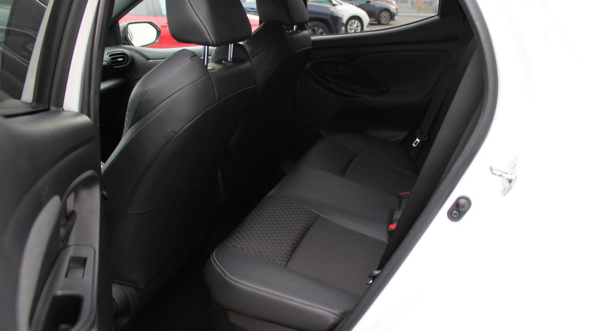 Toyota Yaris Hybrid 1.5 Selection Style WD4128S w zakupie za gotówkę