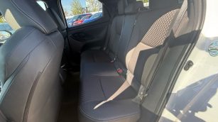 Toyota Yaris Hybrid 1.5 Selection Style WD4007S w abonamencie dla firm