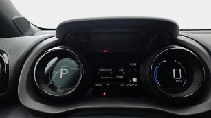 Toyota Yaris Hybrid 1.5 Selection Style WD4011S w leasingu dla firm