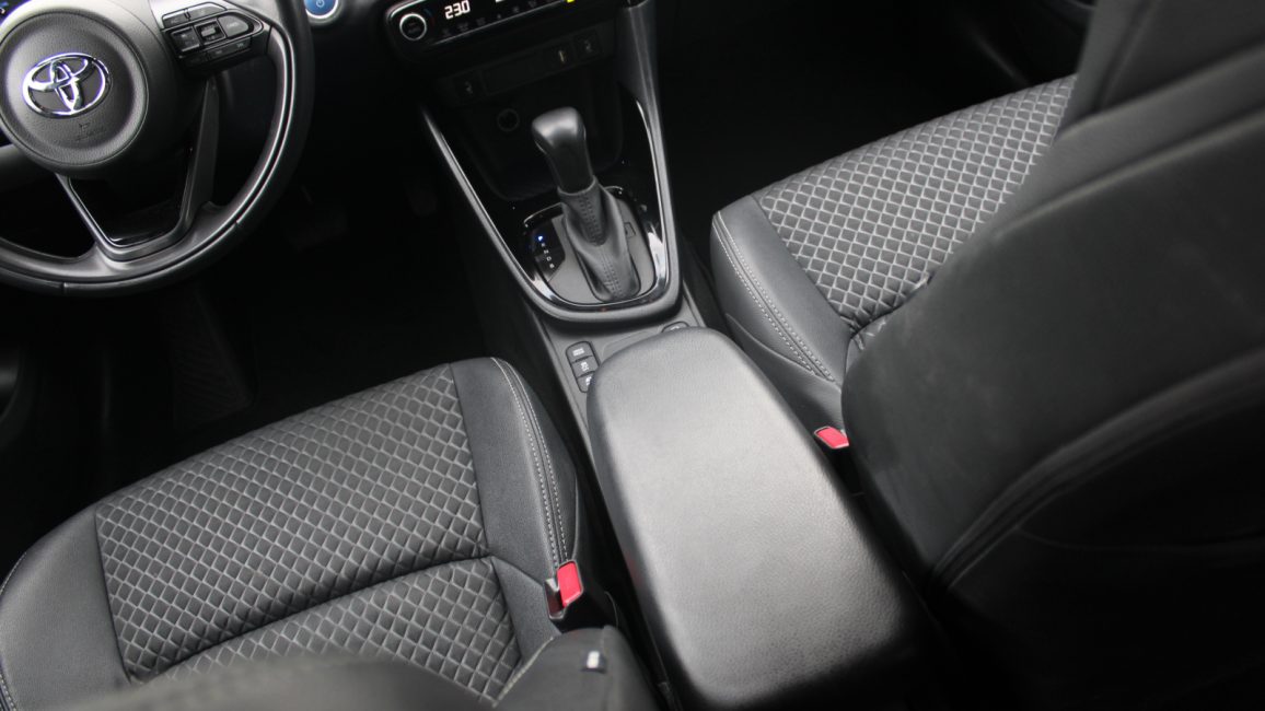 Toyota Yaris Hybrid 1.5 Selection Style WD4132S w abonamencie