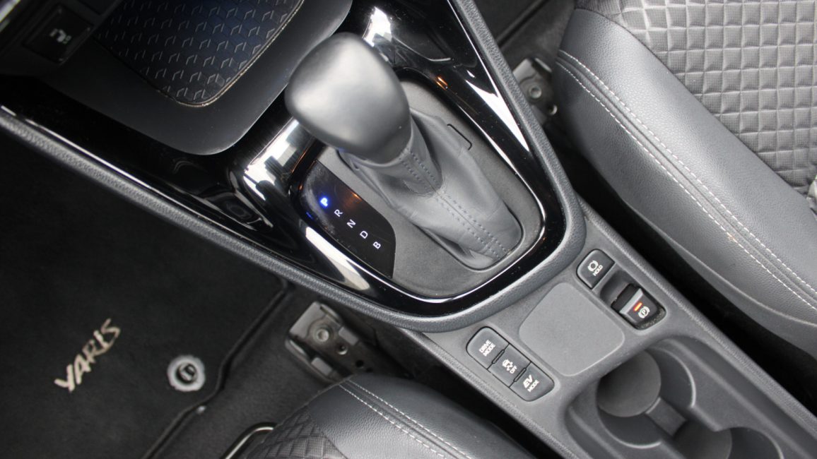 Toyota Yaris Hybrid 1.5 Selection Style WD4132S w abonamencie