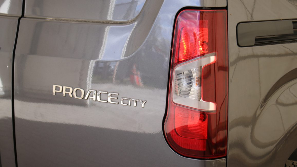 Toyota Proace City 1.2 D-4T Standard 2.3t Active Aut. WD4934S w leasingu dla firm
