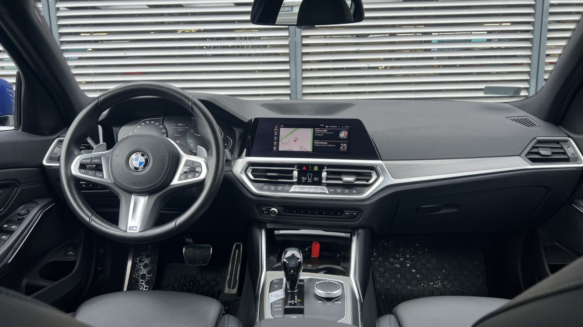 BMW 320d xDrive mHEV M Sport sport-aut WD5979P w abonamencie dla firm