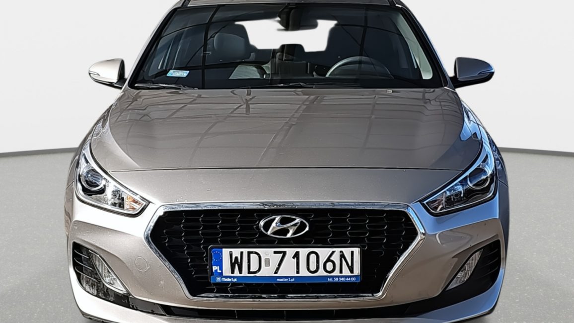 Hyundai i30 1.4 Classic + WD7106N w zakupie za gotówkę