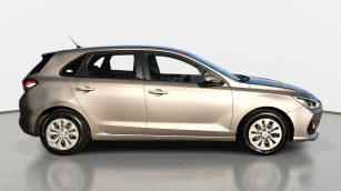 Hyundai i30 1.4 Classic + WD7106N w zakupie za gotówkę