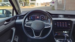 Volkswagen Passat 2.0 TDI EVO Business DW6MP35 w leasingu dla firm