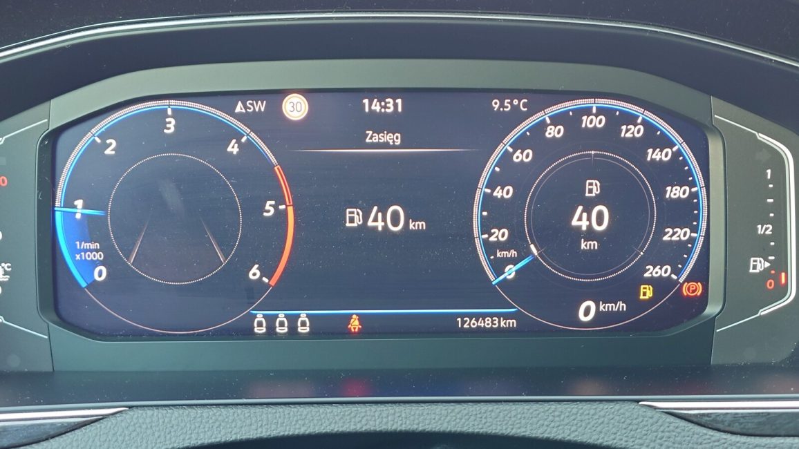Volkswagen Passat 2.0 TDI EVO Business DW6MP35 w leasingu dla firm