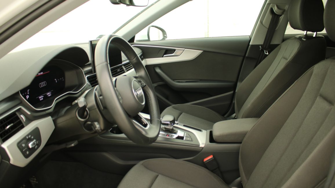Audi A4 35 TFSI mHEV S Line S tronic WJ8468K w abonamencie dla firm