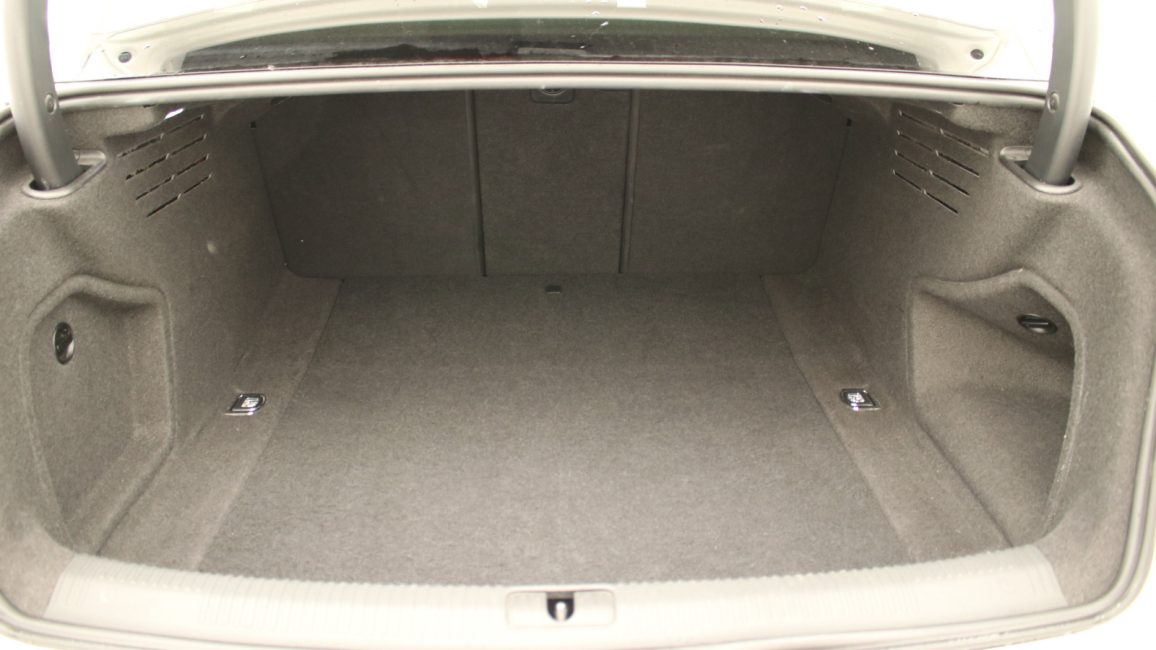 Audi A4 35 TFSI mHEV S Line S tronic WJ8468K w abonamencie dla firm