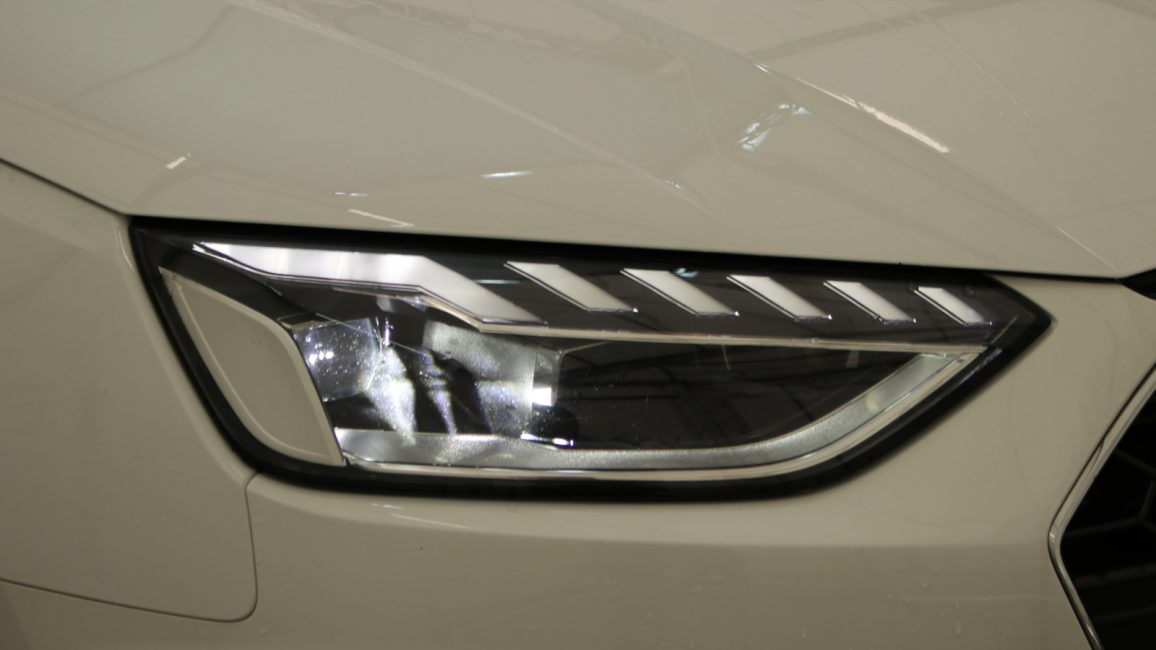 Audi A4 35 TFSI mHEV S Line S tronic WJ8468K w abonamencie dla firm