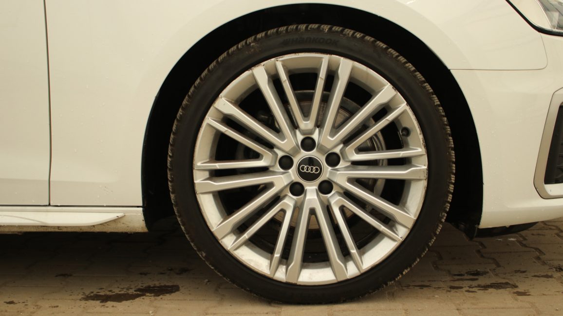 Audi A4 35 TFSI mHEV S Line S tronic WJ8468K w abonamencie dla firm