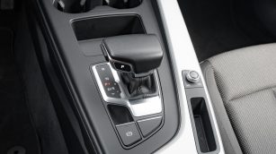 Audi A4 35 TFSI mHEV S Line S tronic WD7816S w abonamencie
