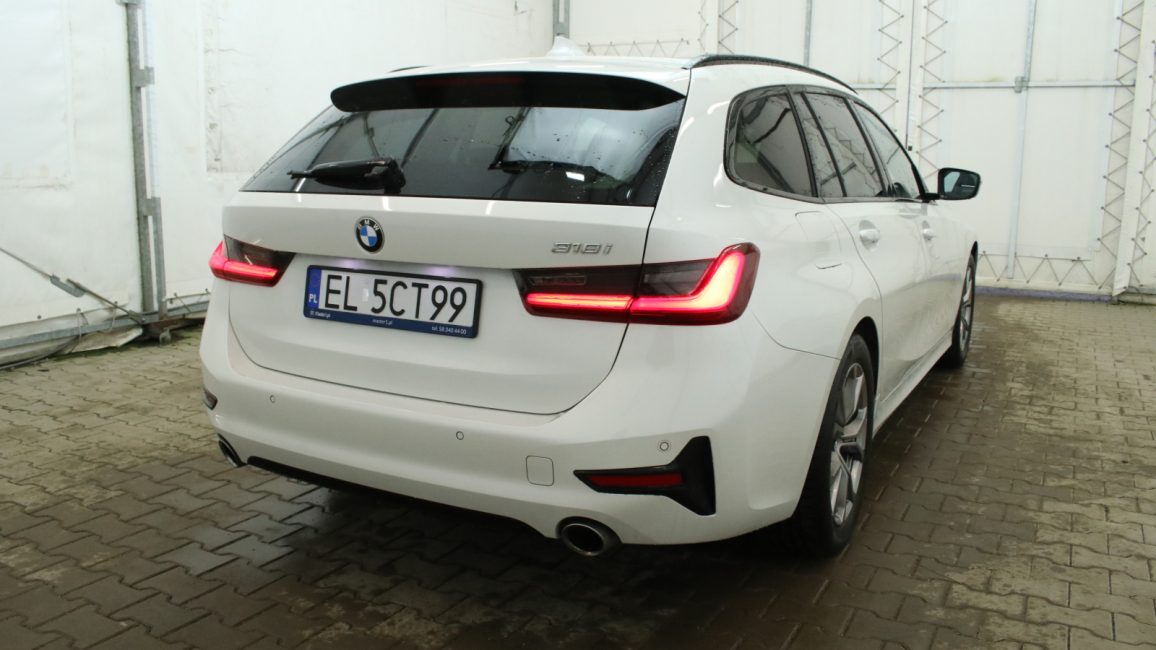 BMW 318i Sport Line aut EL5CT99 w leasingu dla firm