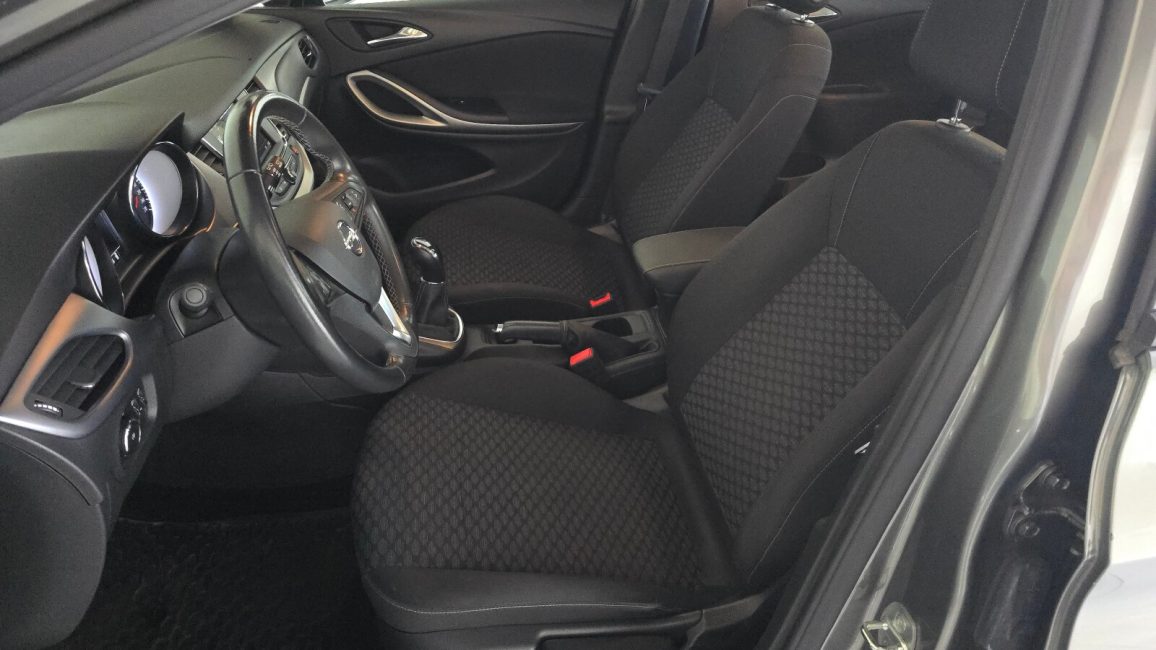 Opel Astra V 1.5 CDTI Edition S&S WD7983P w zakupie za gotówkę