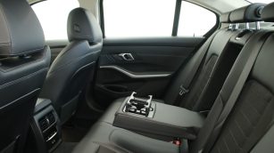 BMW 320d xDrive mHEV Advantage aut WD9139S w abonamencie
