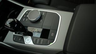 BMW 320d xDrive mHEV Advantage aut WD9139S w abonamencie