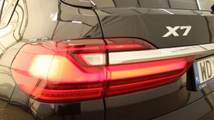 BMW X7 xDrive30d sport-aut WD9437S w leasingu dla firm