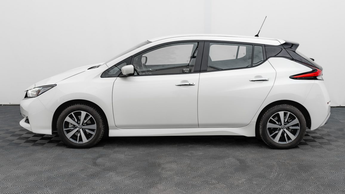 Nissan Leaf 40kWh Acenta WD5061S w zakupie za gotówkę
