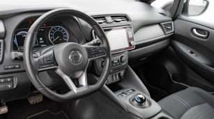 Nissan Leaf 40kWh Acenta WD5061S w zakupie za gotówkę